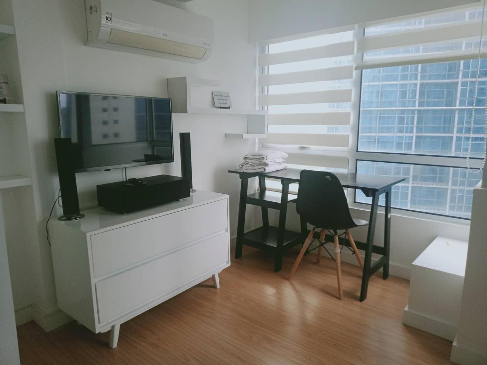 2 Bedrooms Units Forbes Area 5Th Avenue Bgc Center Manila Kültér fotó