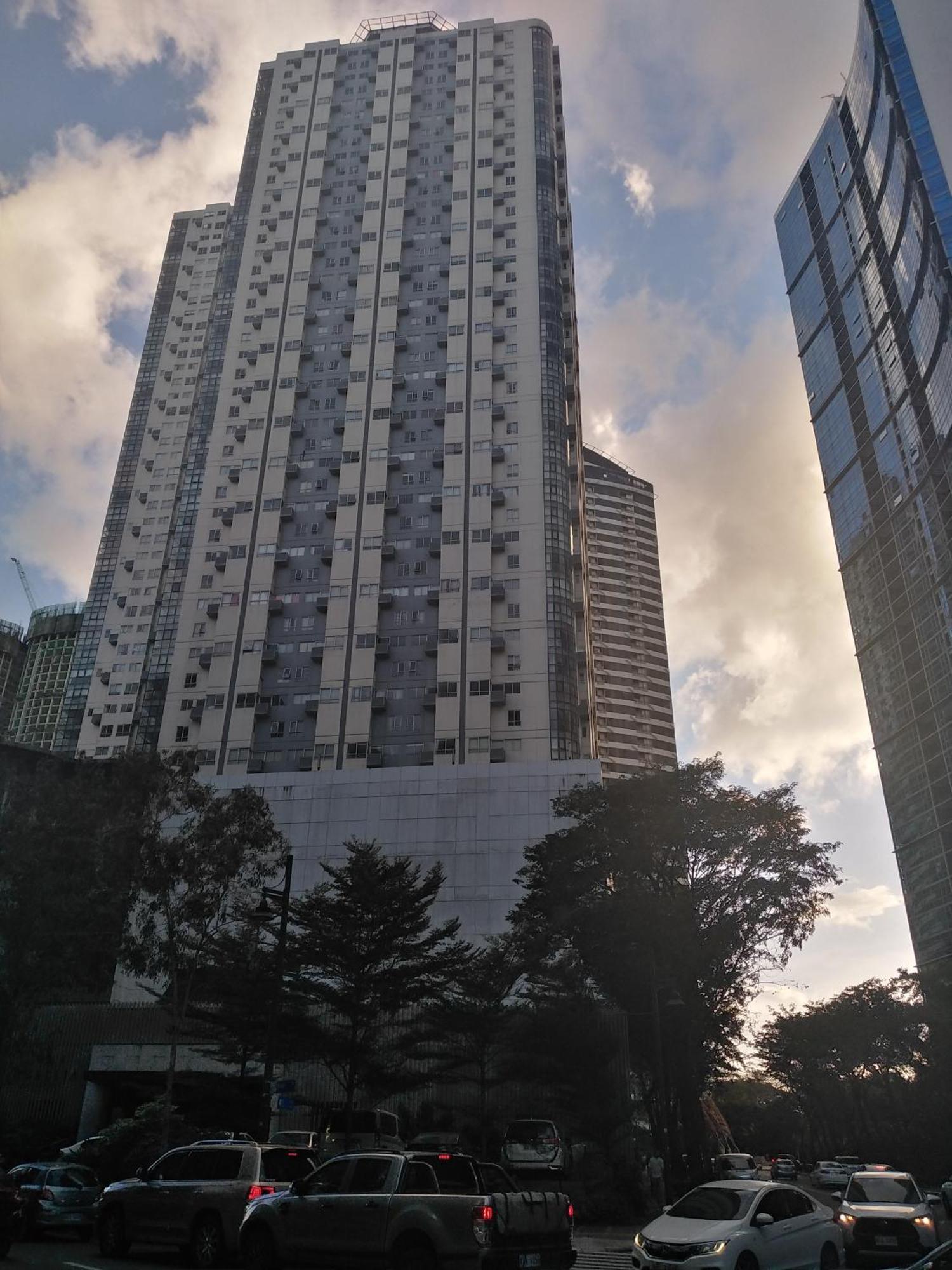 2 Bedrooms Units Forbes Area 5Th Avenue Bgc Center Manila Kültér fotó